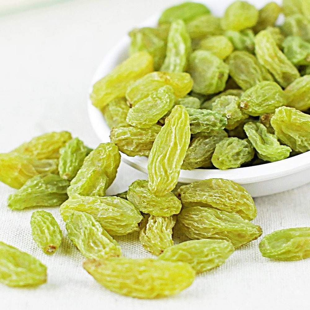 green-raisins