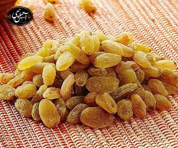 green-raisins